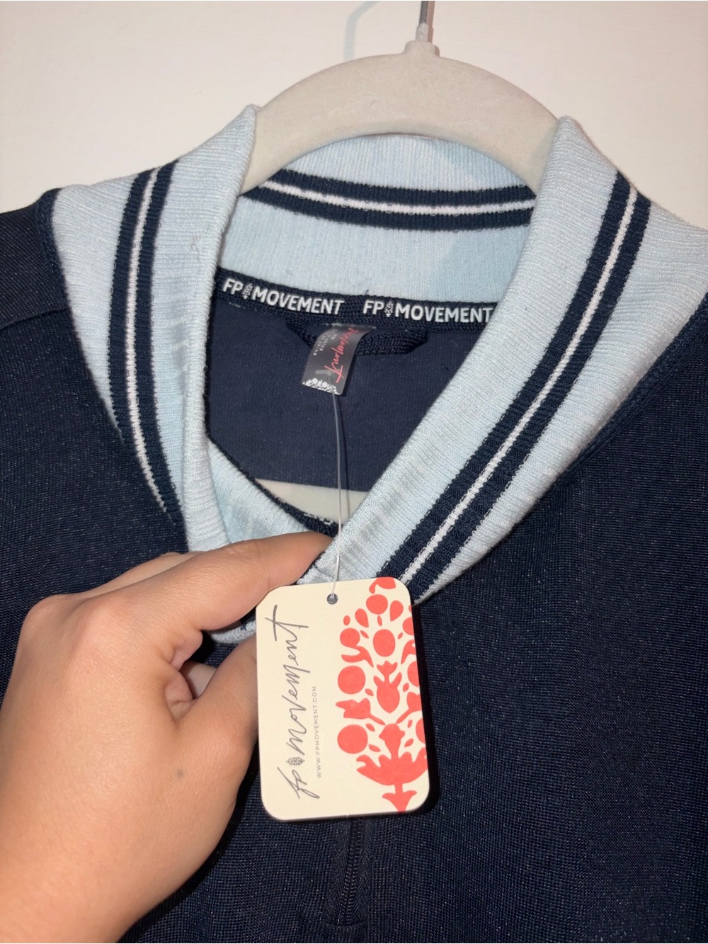 NWT free people Navy Blue Floral top - Picture 4 of 6